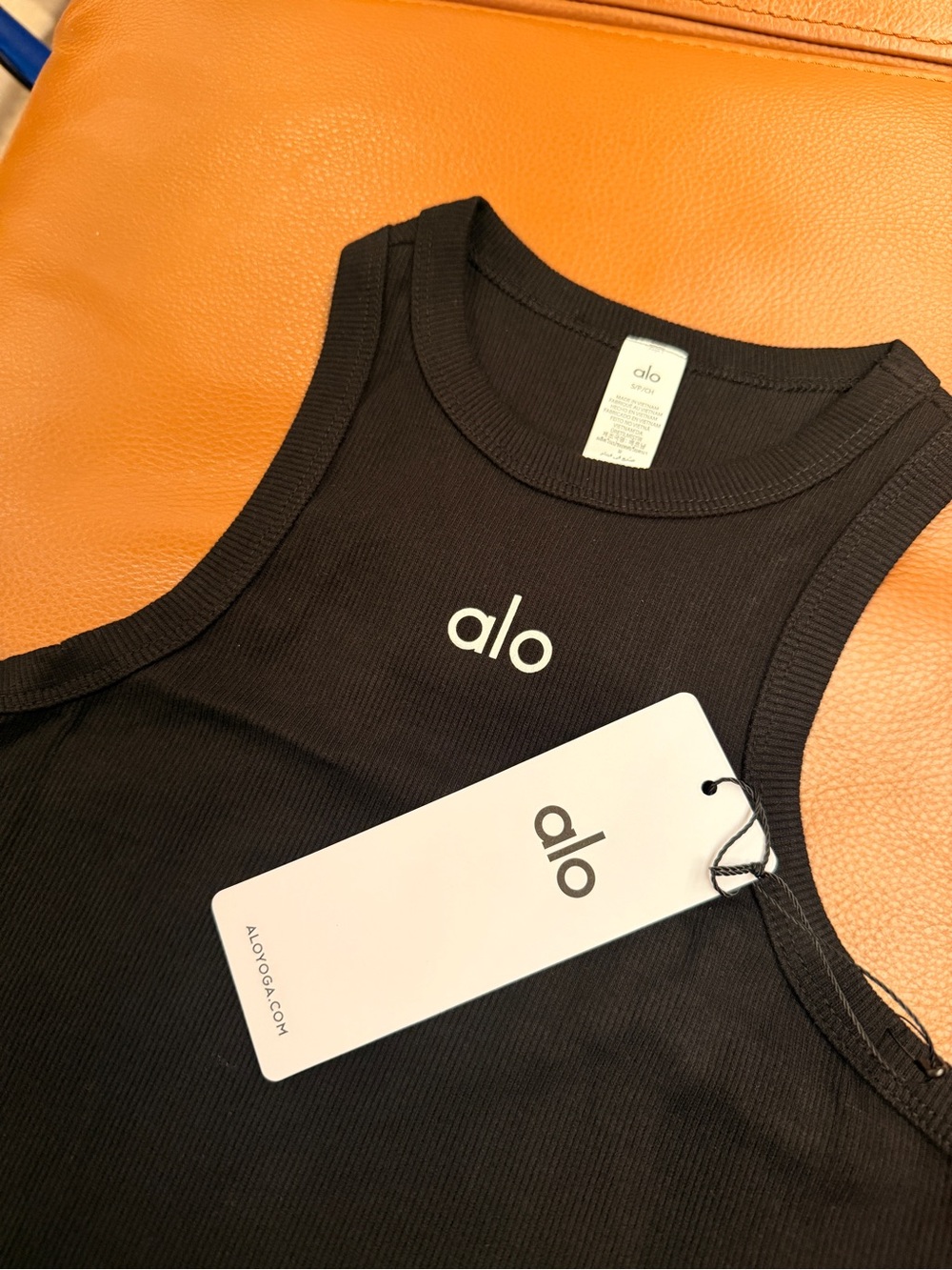 ALO Yoga Black Ribbed Tank Top - Picture 2 of 3